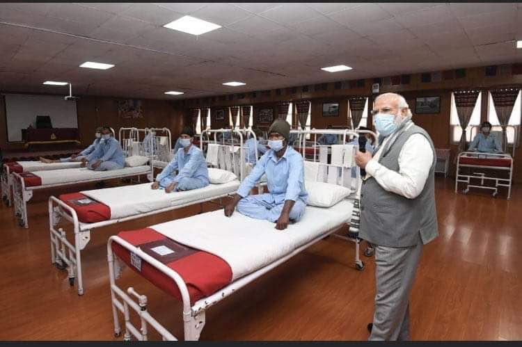 DrManasiPawar4's tweet photo. The same place ...isn’t it ???
जादू🌟✨@narendramodi है ना ??? https://t.co/m5SiM0Y0uf