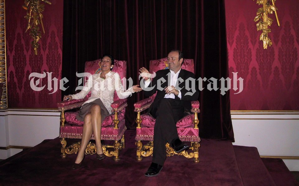 Ghislaine Maxwell and Kevin Spacey relaxed on the Queen's throne at Buckingham Palace as guests of Prince Andrew on a tour of the Palace for Bill Clinton in 2002.  #OpDeathEaters  https://www.telegraph.co.uk/news/2020/07/03/exclusivehow-ghislaine-maxwell-kevin-spacey-relaxed-buckingham/