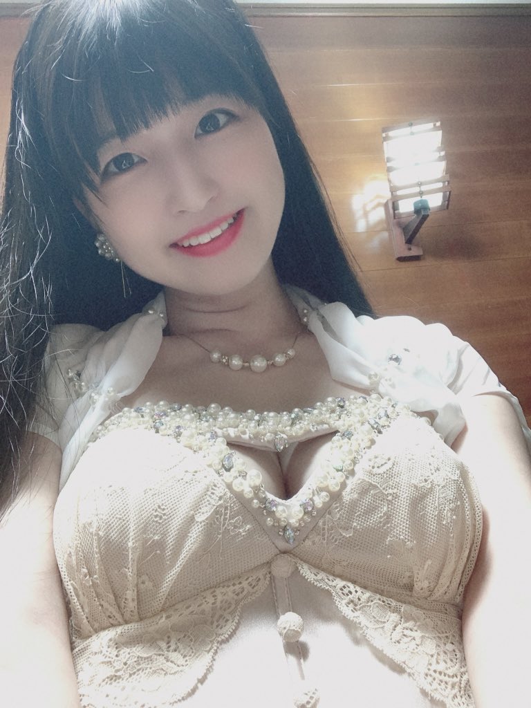 sara0520_mia's tweet photo. #27bar お昼ありがとうございました!
夜もオムライスお出しできるので、そちらが良い方はお申し付けください🙇🏻♂️
夜は17:00〜おーぷんします☺️
お待ちしてます🎀
#さらメシ https://t.co/YAEANCJ9Nh