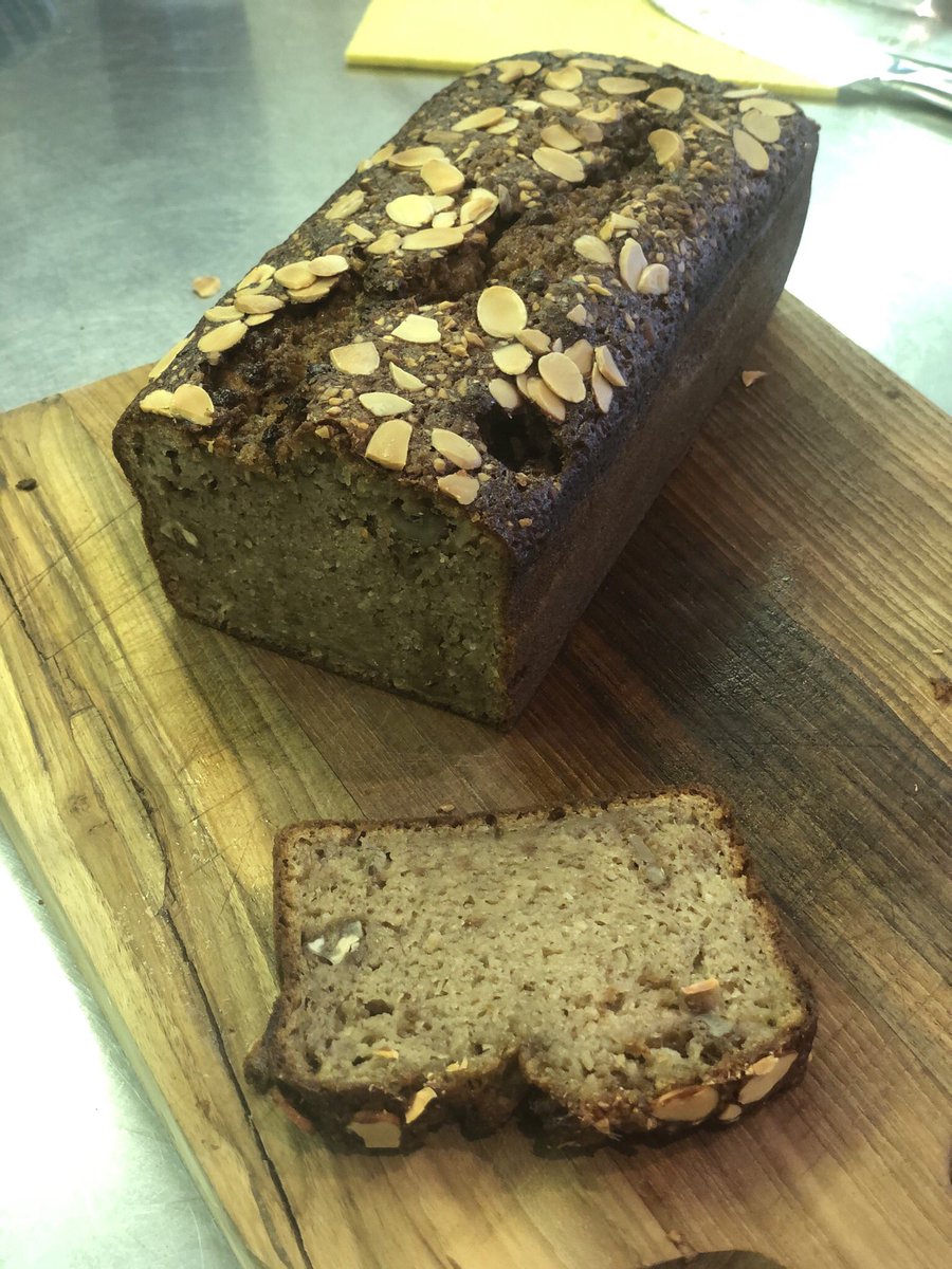pdestang's tweet photo. I am now at the Version 7 (!) of my banana cake recipe, and according to my twin sons, I have now fully mastered it ;-) (possibly the maple syrup and hazelnut powder...Or the pure canes?) @bananacake @gateaualabanane https://t.co/UqMcFoDPxd
