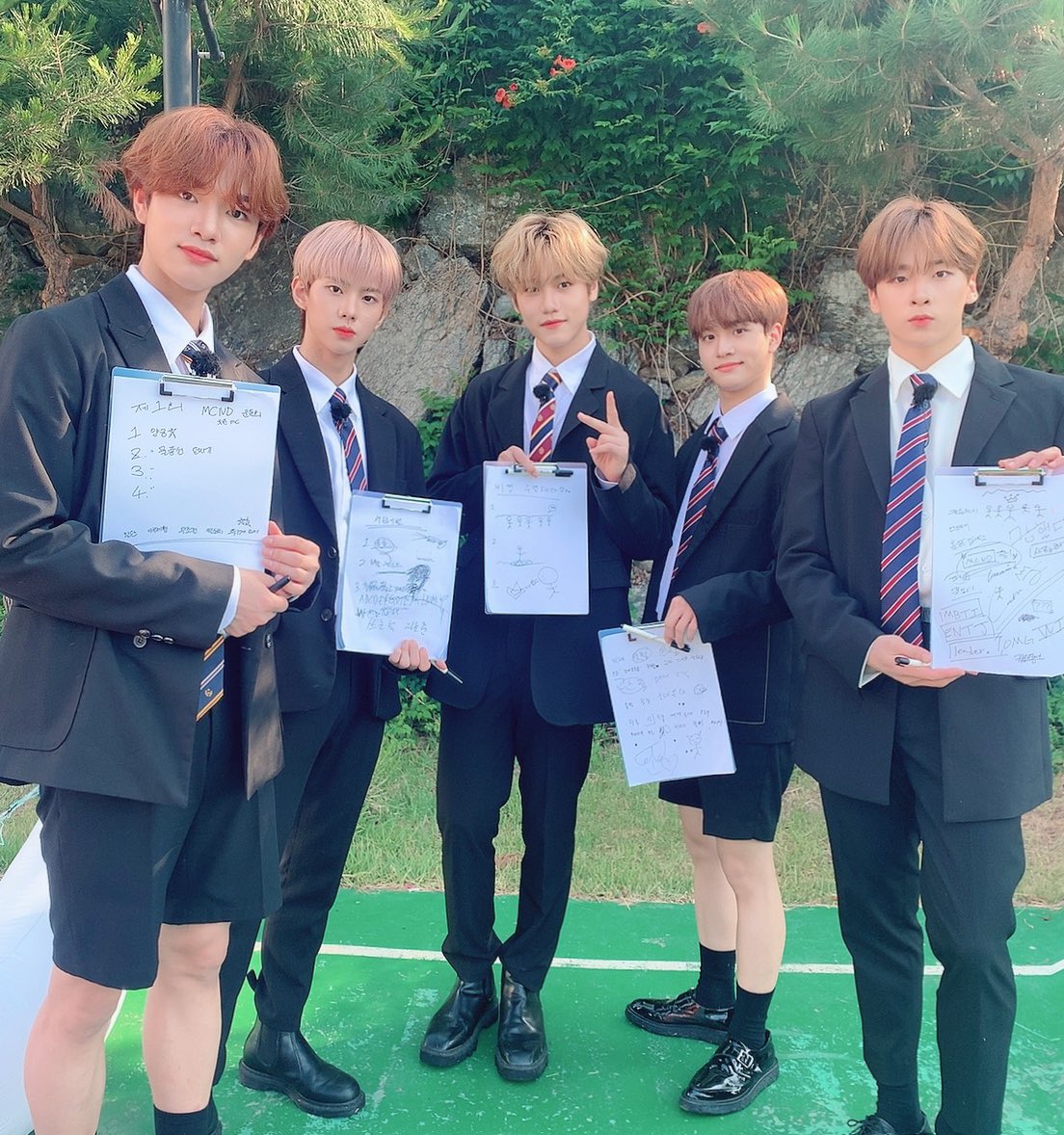 McndOfficial_'s tweet photo. 엠쎈디와 GEMCND 함께해줘서 고맙젬 💎
2화도 함께 해주세요! https://t.co/7jPhBoSHJF