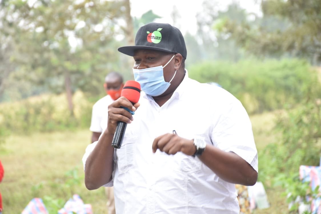 mofarmfresh's tweet photo. We recently distributed avocado tree seedlings led by our CEO. We are committed to sustainable growth of the avocado industry in Kenya. https://t.co/5rpAvLpBsn