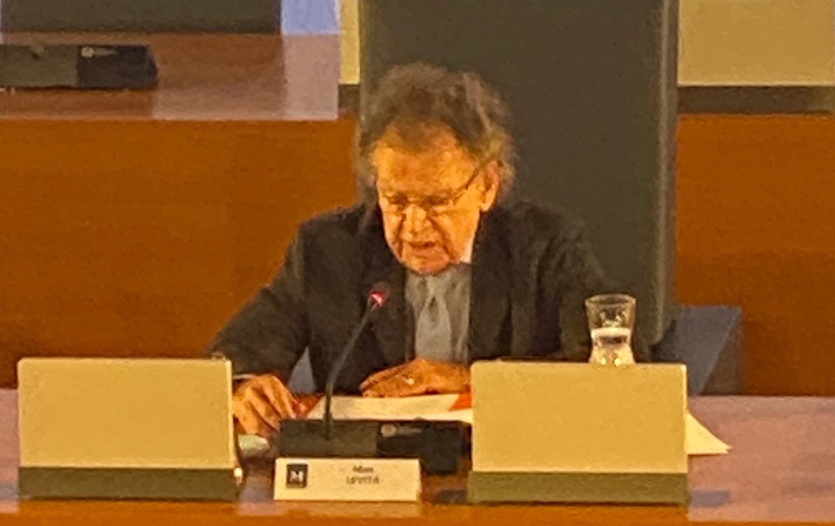 PatrickVignal's tweet photo. Intervention de #MaxLevita au Conseil Municipal de @montpellier_ j’ai beaucoup aimé travailler avec lui, c’est un homme consensuel https://t.co/106sNSbN8F