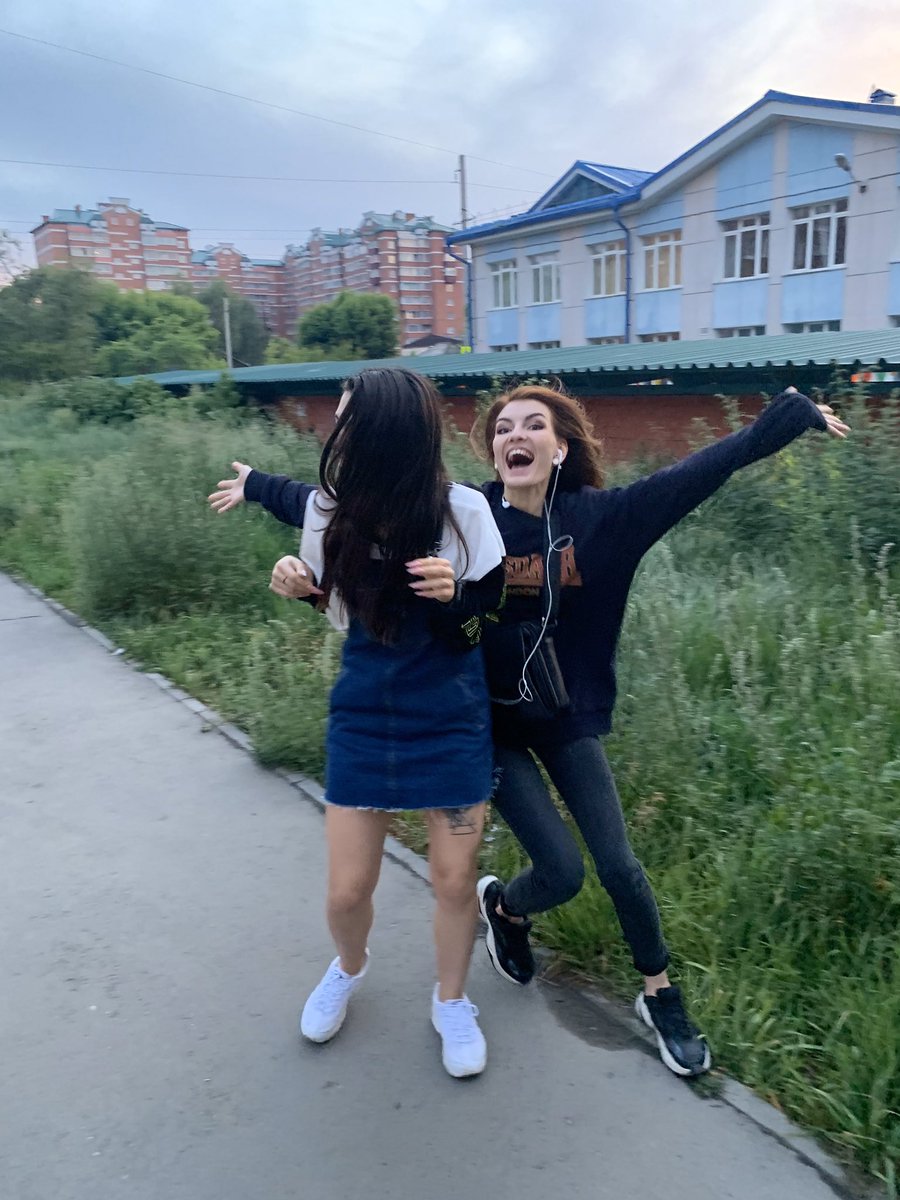 remmlxs's tweet photo. это у неё гуси лебеди были 
22 
сочла за честь, вечер разделённый со мной в столь знаменательный день 
@dag667 💔 https://t.co/uIocSLO0j7