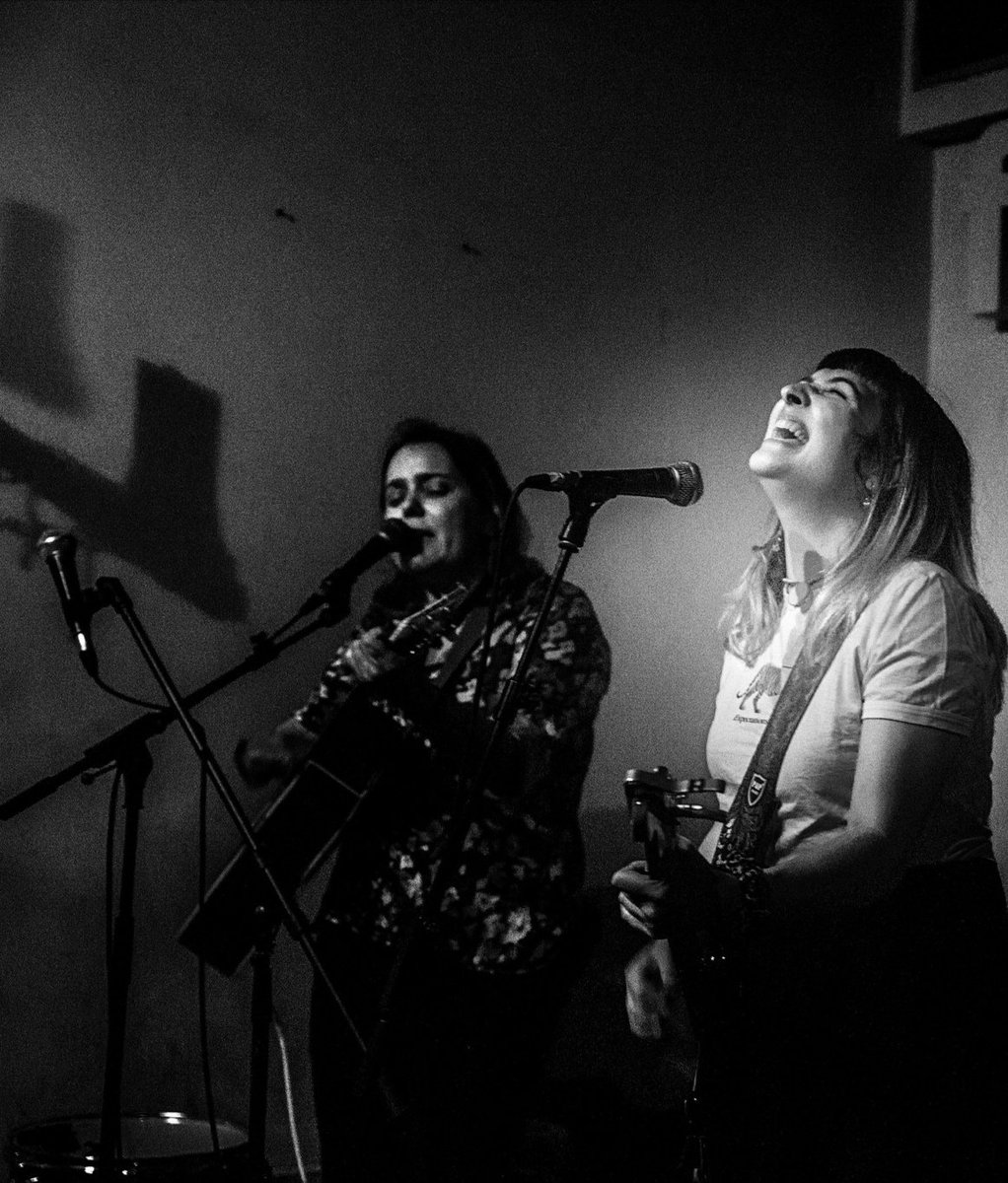 primashermanas_'s tweet photo. Volvemos al directo 11 de Julio 20:30 Kutxa Kultur Gauak Donosti https://t.co/AxZsywSlGO
