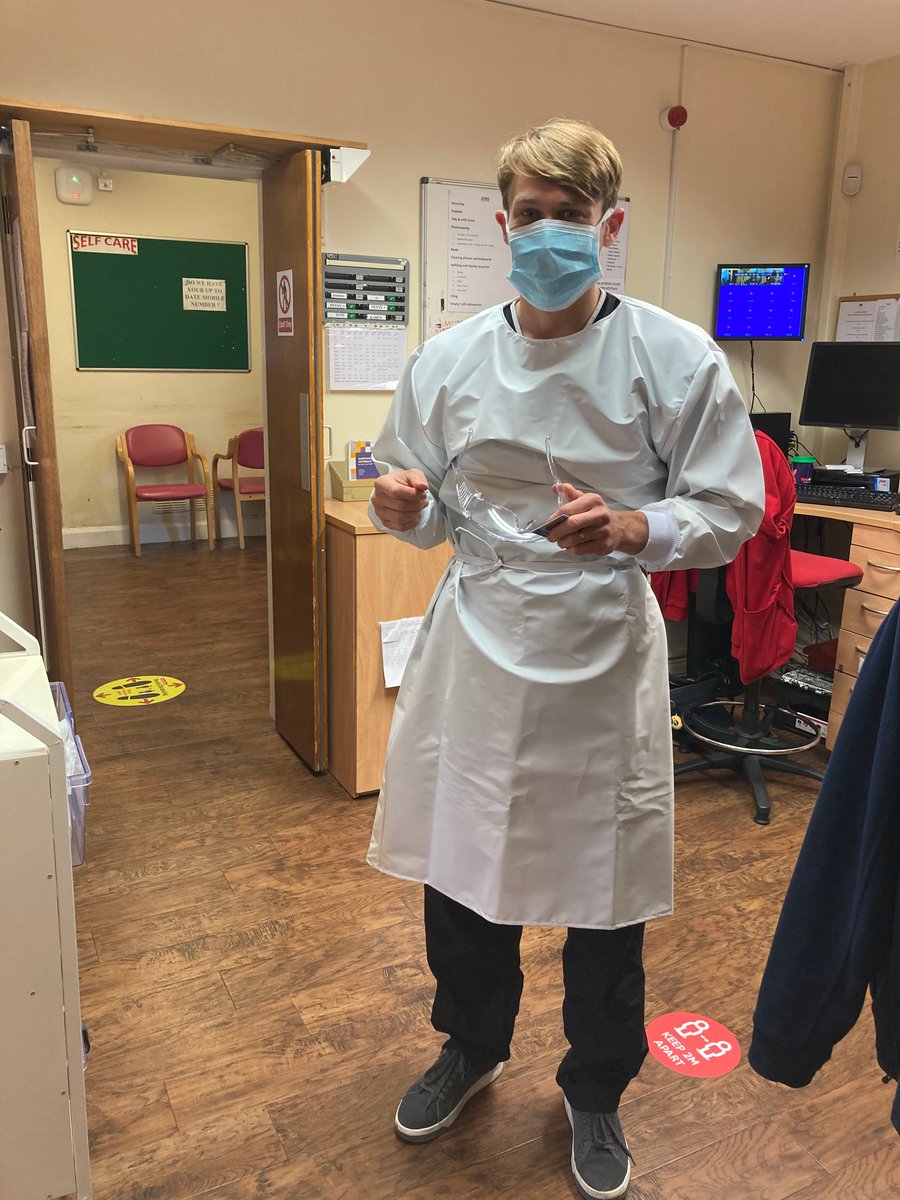 PPSGB1's tweet photo. We're delighted to have been able to provide Red House Surgery with our medical gowns to be used in Milton Keynes and Bletchley! #PPS #Coronavirus https://t.co/4zkSUDesXT