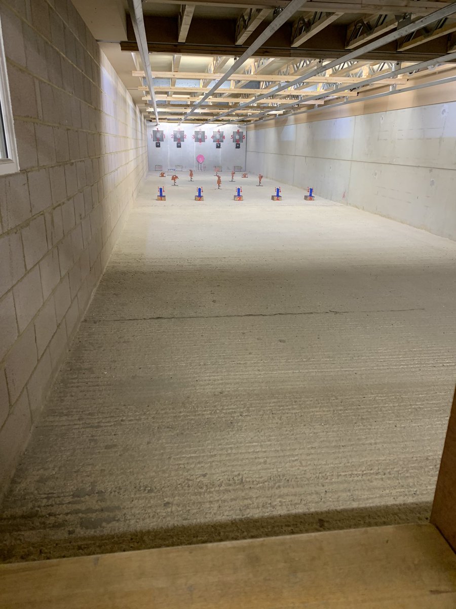 Open and ready for you until 5pm! 
3 lanes out of 5 open due to social distancing, doors open for ventilation and alcohol gel available.
#staysafe
#havefun
#airrifleshooting
#aldersairgunrange