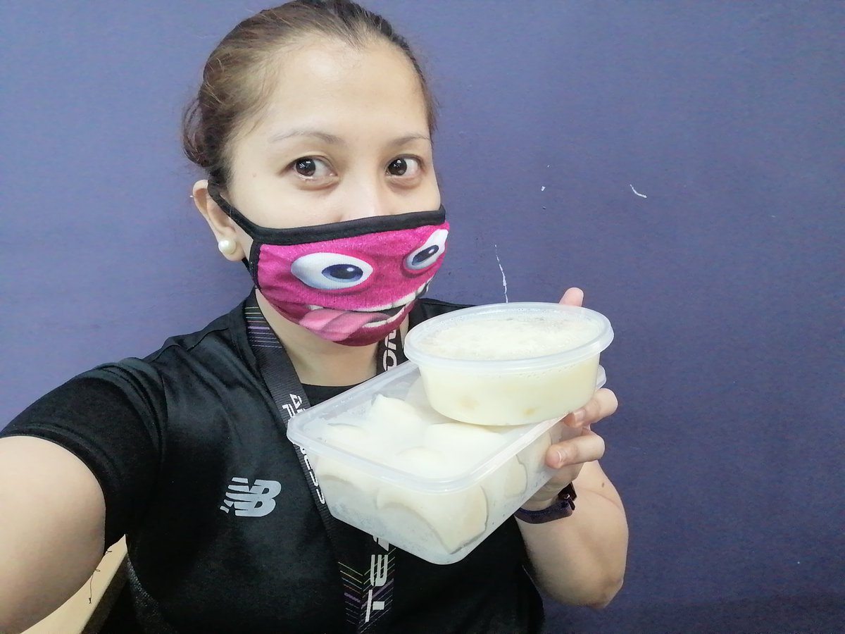 jeantampos's tweet photo. my favorite maja and puto cheese sa ibabaw merienda na muna tayo mga beshy https://t.co/Y1SautFZqf