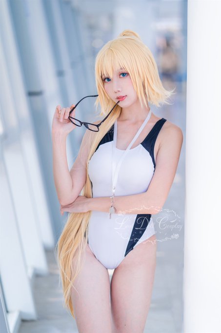 Twitterのコスプレ画像27