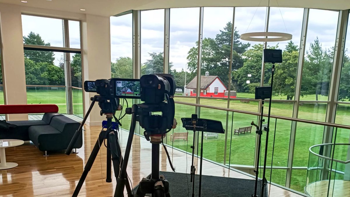 SFSOxford's tweet photo. As we reach the end of term, join us for our ‘End of Year Broadcast’ - a Leavers' Service & Address from the Headmaster, live streamed from 10.30am on the Firefly dashboard and on our website https://t.co/mt9DfAfFnV #endofterm #SFPrep #leavers2020 https://t.co/n67blbyMwC