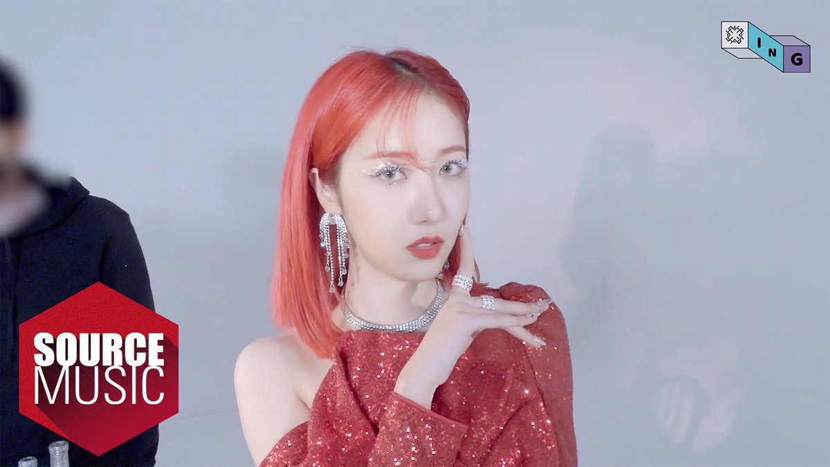 GFRDofficial's tweet photo. [🎞 #G_ING] 

#여자친구 #GFRIEND 
#신비 #SINB's Reaction

▶️ https://t.co/cQ0J5ZuiKG https://t.co/XdTF2F2u5s