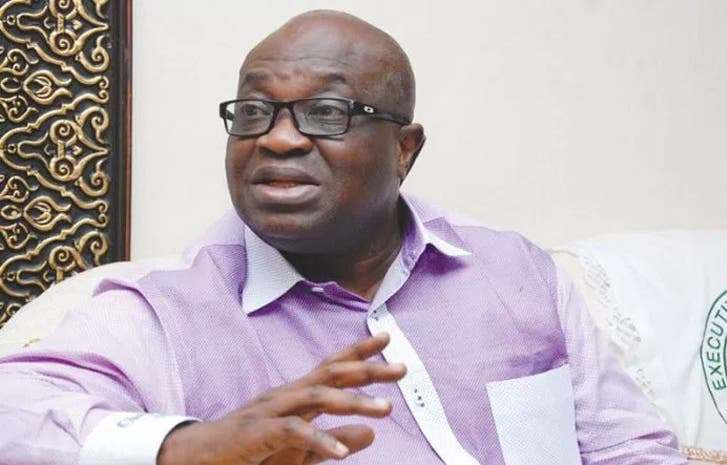 Ikpeazu inaugurates 13 new Permanent Secretaries vanguardngr.com/2020/07/ikpeaz… #vanguardnews