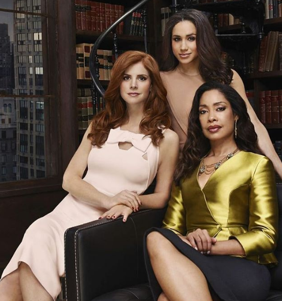TvSeasonSpoiler's tweet photo. Beautiful ladies in suits❤️
.
.
.
.
.
.
#suits #suitsusa #darvey #darveyfans #darvey4life #darveykiss #donnaandharvey #harveyanddonna #donnapaulsen #harveyspecter #louislitt #alexwilliams #samanthawheeler #katrinabennett #mikeross
#sarahrafferty #gabrielmacht #tvss https://t.co/JzdjqaO5KF