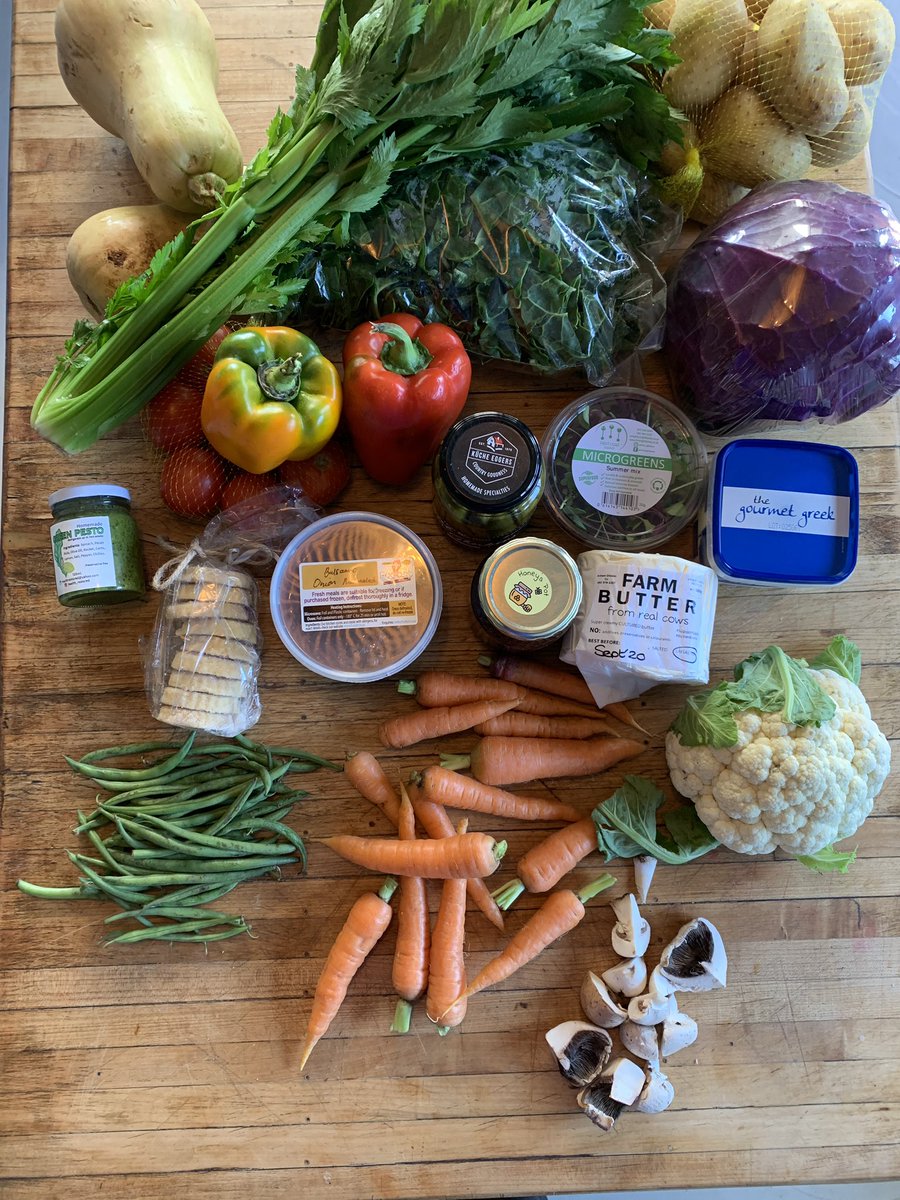 @impalaridgefarm deliver fresh from the farm to the table ❤️
Check out impalaridgefarm.co.za to shop the most incredible array of fresh produce, meat, sushi, cheese, sauces, bread, treats and so much more❤️
Orders for this coming week need to be in by 10pm Sunday ❤️