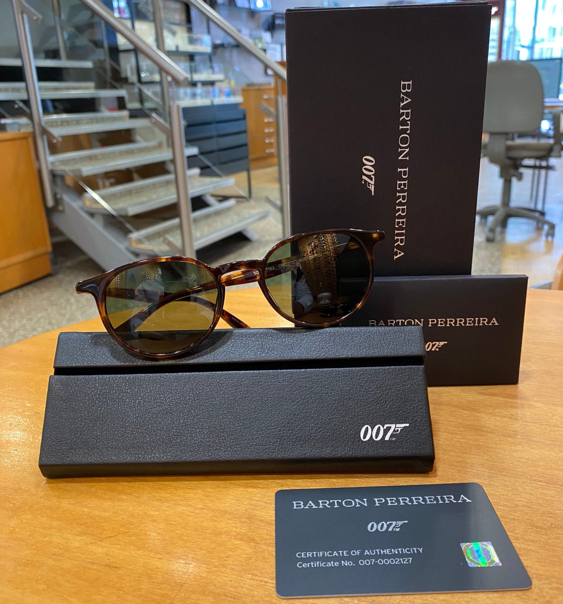 SilverbergOptic's tweet photo. Brand new Barton Perreira 007 Collection now in store.
These frames all feature in the upcoming bond film No time To Die, and are official merchandise featuring the famous 007 logo.
#SoSilverberg #SilverbergOpticians #007 #JamesBond #NoTimeToDie #BartonPerreira #Liverpool https://t.co/CSBtMhtQ48