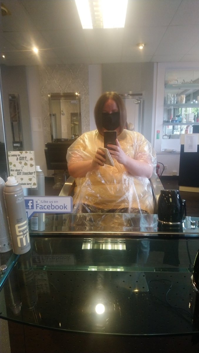 WalsallWtonPCG's tweet image. Hard work during lockdown pays off for our lead Alison #volunteer #lockdownangel getting #firstappointment

#lockdown #lockdown2020 #lockdownlife #newnormal #hairdresser #haircut #experience