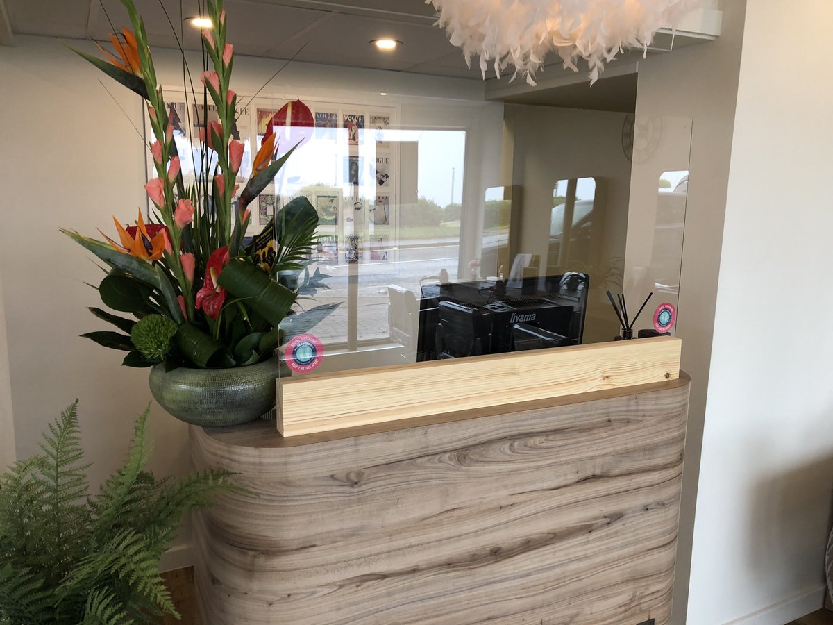 VOGUEHAIRLtd's tweet photo. We are back open.  So happy welcoming our 1st clients @ 9:30am this morning.We have missed you all.
Thank you to @MorecambeBID for providing floor stickers Perspex screens. 
Thank you to @abiarrangements for the stunning flower arrangements this morning. 
See you all soon. Xx https://t.co/uTrz3nDHCZ