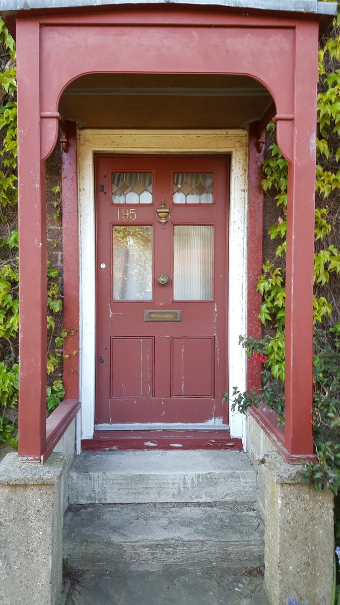 JarvisDecorati2's tweet photo. Brightened up this Entrance porch with #weathersheild satin .
@duluxuk #monarch https://t.co/kkvQIzrkhm