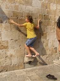 ben_cameron's tweet photo. Me when passing someone on the path vs them https://t.co/Nfc9fZNm87