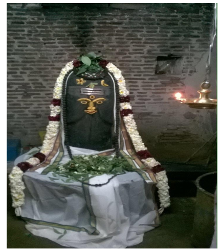 5/nSri Mahalingeshwarar (before restoration)