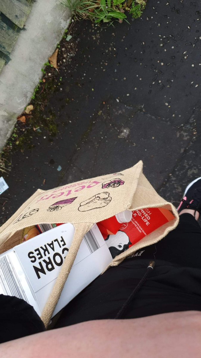 Another food parcel drop-off for a resident in need. His TV broke down and he is isolating but l managed to find him one thanks to wonderful comrades in the movement. ♡