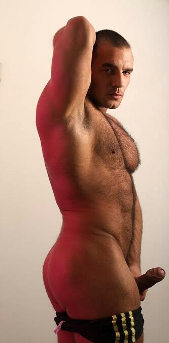 Gerson07049743's tweet photo. TED COLUNGA SEXY BIG ASS! #tedcolunga #machofucker #uncutdick #bigass #hothunk @ButchDixon π https://t.co/IOvGnuQsNx