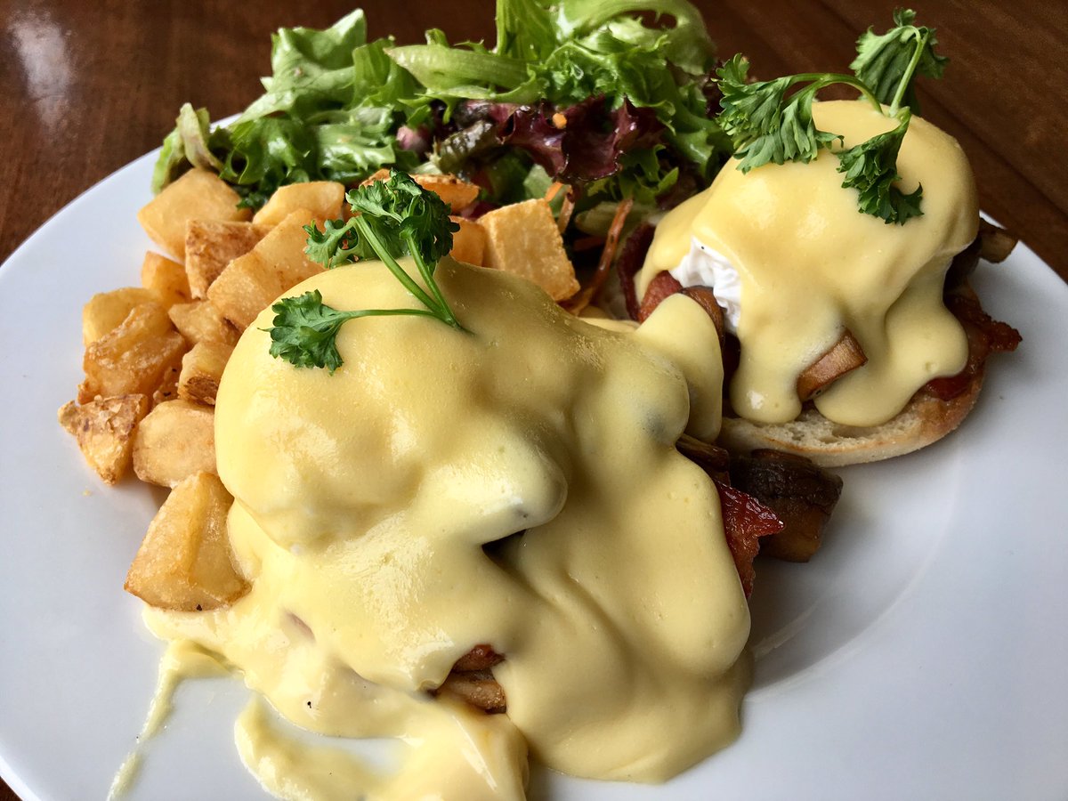 Great Saturday ahead for ya!  
🍳BRUNCH 11am-2pm with $4 Caesars 
🎻Music on the Patio with Richard Wood &amp; Remi Arsenault 6-8pm. No cover!  Call us at 902-892-5200 to reserve your table.  
#PEI #Charlottetown #AtlanticBubble #fiddle #tunes #RichardWood #RemiArsenault #Brunch