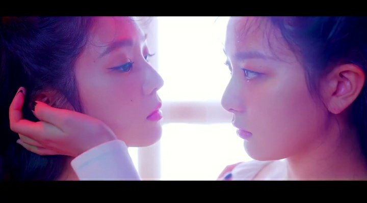 inib_karina's tweet photo. WALANG MAKAKAPAGMMOVE ON SA SCENE NA TO MYGHAD
#RedVelvet_IRENE_SEULGI #레드벨벳_아이린_슬기 #IRENE #아이린 #SEULGI #슬기 #RedVelvet #레드벨벳 #Monster #MONSTER_D1 https://t.co/TaBxeB30vX