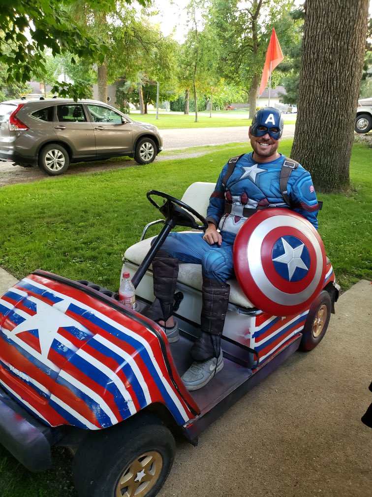 trent_pavelec's tweet photo. Got my outfit for the day!!!
⁦@realDonaldTrump⁩ you approve https://t.co/VAd4mlwPwB
