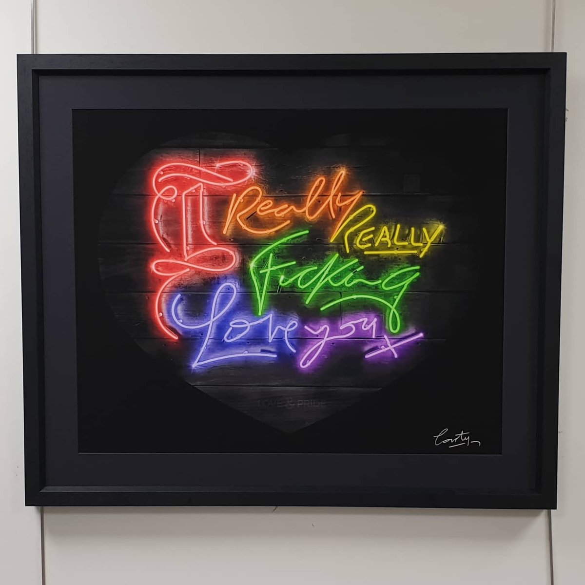 Creative_Neon's tweet photo. LOVE &amp; PRIDE now at HOST GALLERY Plymouth.
@hostgalleries 
#PRIDE2020 #courty #neonart 
Hittin UK Norf &amp; Sarf 😉 https://t.co/87D4nI4euc