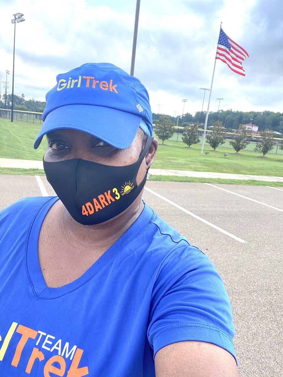 berryk1988's tweet photo. Solo trekked today in honor of those who fought for our freedom. #Salute🇱🇷
#4thOfJuly2020 #GirlTrek💙 
#4Dark30💙🧡💛
Mask designed/created by Alfredia Pollard. Thanks Sista🥰 https://t.co/NZW0FkTLHa