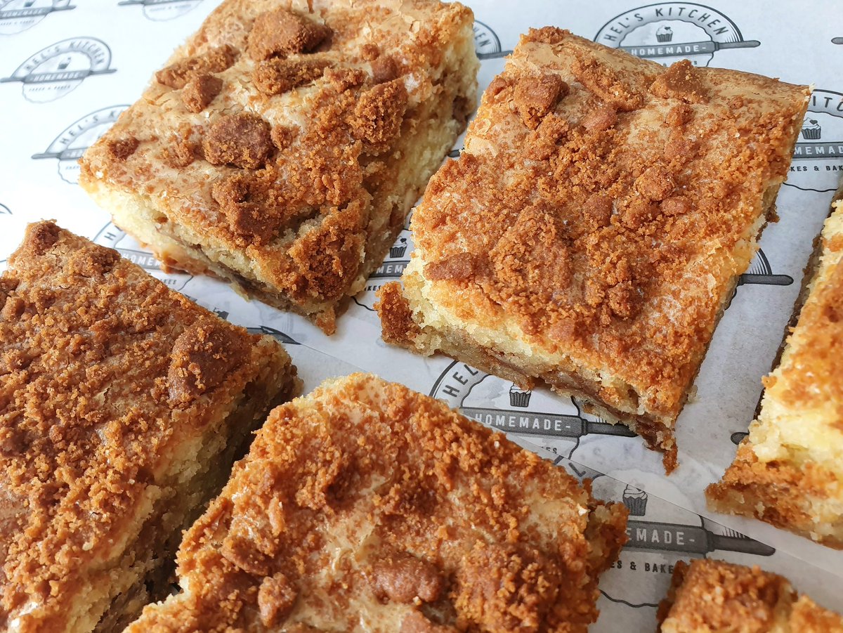 HelsKitchenUK's tweet photo. Competition over on Facebook to win a box of Biscoff Blondies for you AND a box for a friend! https://t.co/epWM2LnT2D 

#shoplocal #baking #postalbrownies https://t.co/W5fci5545Y