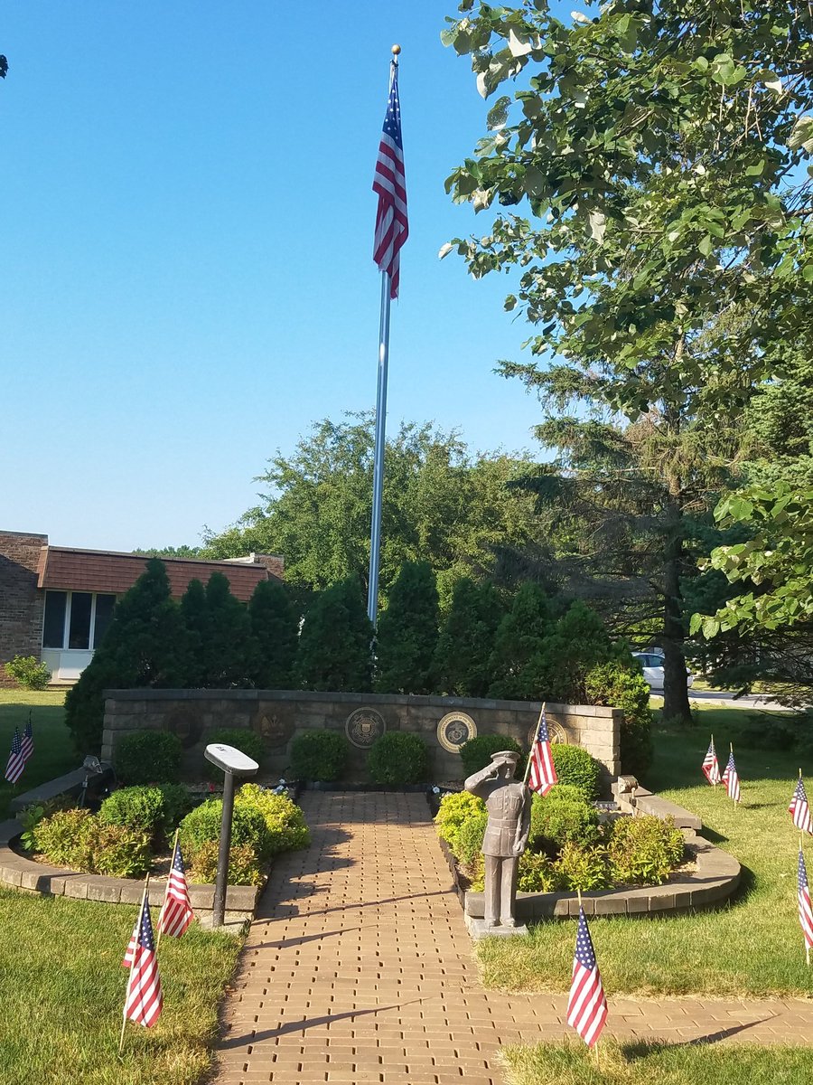 jkrieg17's tweet photo. Happy Independence Day have a great weekend everyone. https://t.co/sKE9vlzQf5