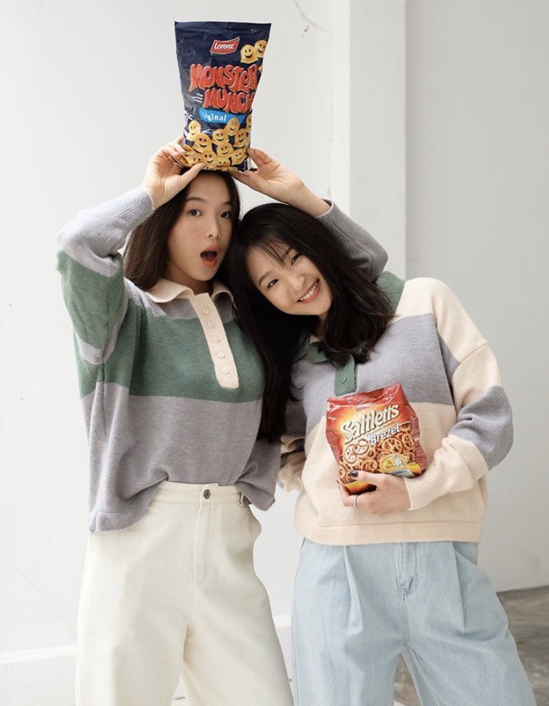 someofmycloset's tweet photo. (USED) เสื้อสเวตเตอร์คอปก
แบรนด์ #fadthings น่ารักมากกก
อกถึง44” เลยโอเวอร์ไซต์ เป็นขนๆหน่อย
กันหนาวกันแดดได้ ส่งต่อ 200 จาก 490 งับ
#ส่งต่อเสื้อผ้า #ส่งต่อเสื้อผ้ามือ2 #เสื้อมือสองสภาพดี #เสื้อผ้ามือสอง #โล๊ะตู้เสื้อผ้า #howtoperfect #เสื้อผ้ามือ2 https://t.co/sZe2UFyMEV