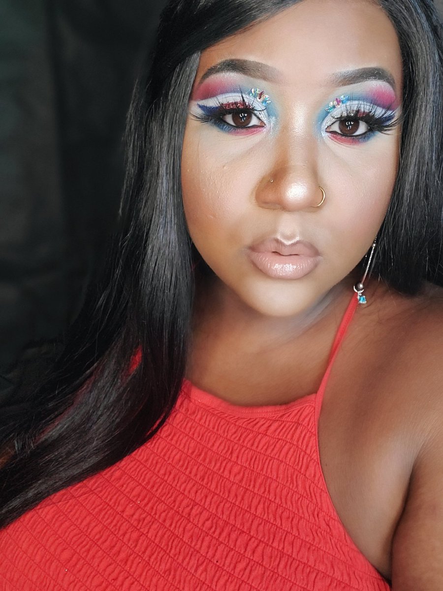 Happy 4th!!! 🎆🧨✨
.
.
Checkout my live from lastnight on <a href="/SedonaLace/">Sedona Lace</a> Facebook. 
Details on Instagram.com/makeup_byliz01 

<a href="/jaclynhill/">kyla</a>cosmetics @Jaclynhill
<a href="/elfcosmetics/">e.l.f. Cosmetics</a>
#mua #color #colorfulmakeup #follow #motd #lotd #tiktok #makeupideas #colors #makeupjunkie #makeuplook #TUTORIAL