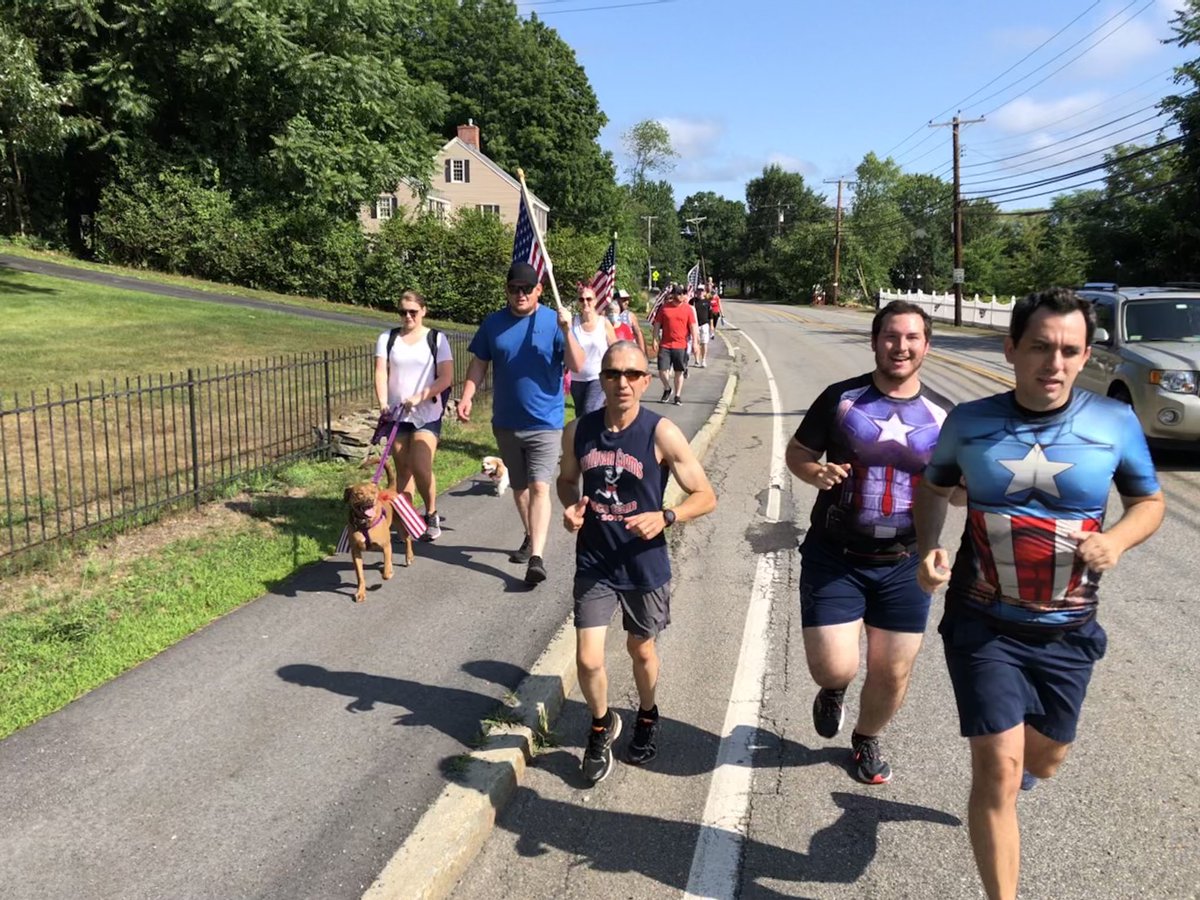 patrickecook's tweet photo. The crowds were smaller but the #EStreeters wanted to carry on the John Carson #FourthofJuly #running tradition in #Chelmsford @AndrewCooker @BenNicholson78 @cborges_2004 https://t.co/nqmhrOFVP0