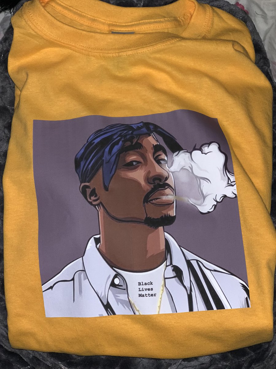 matmillie1's tweet photo. @wizkhalifa DOPE STONER SHIRTS ‼️🍃✊🏽 https://t.co/cqdZRFCOHF https://t.co/D90OzdfYWK