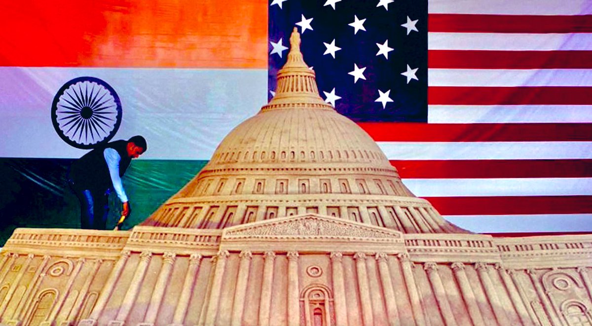 sudarsansand's tweet photo. Happy Birthday to USA..
Long live Indo -American friendship.
244th #IndependenceDay #4thofJuly . One of my SandArt. https://t.co/XsYqogA1H7