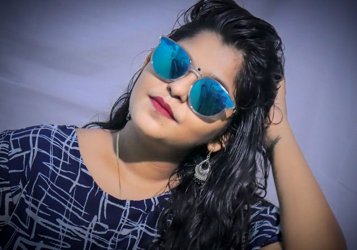 Srilekh73017704's tweet photo. #directorsrilekha #srilekha #director #kadhaidirector #kadhai #GAMEOVERdirector #GAMEOVER #PUBGdirector #PUBG #actorsrilekha #kaki https://t.co/VWv8BaXhub