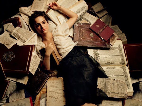 noveliciouss's tweet image. "I read for pleasure and that is the moment I learn the most." 
— Margaret Atwood
#reading #writing