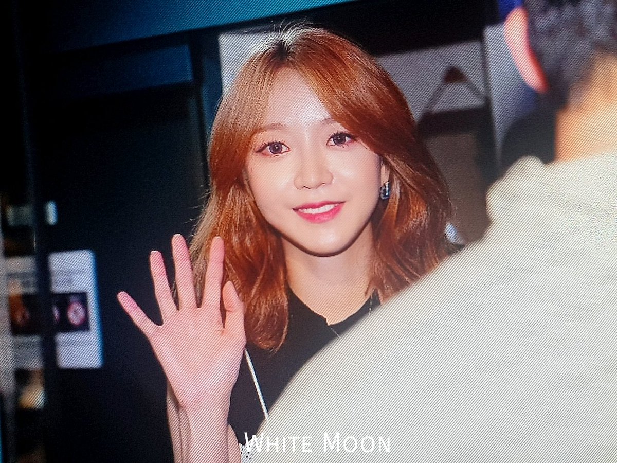 WhiteMoon_0120's tweet photo. 200704 프리뷰

#네이처 #NATURE #김소희 
@nature_nchworld https://t.co/5aAoQZULz0