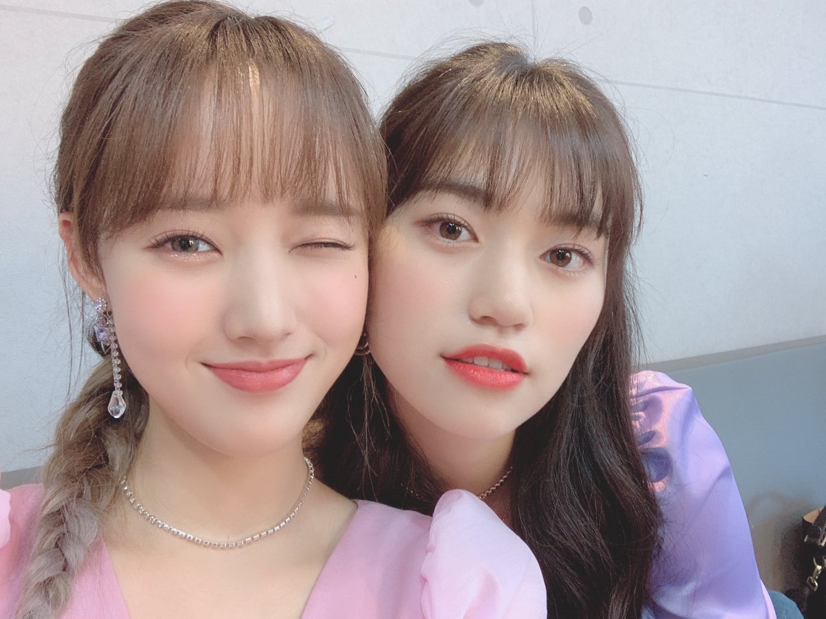 WekiMeki's tweet photo. 오늘 음중 컨셉은 보라였지이💜
그래서 오늘의 이쎄이리스트는 
선미 선배님 - 보라빛 밤 💜✨
 
#또이 #오랜만 #🌱❄️ 
#위키미키 #웁시 #음악중심 https://t.co/l2OnOYhhiR
