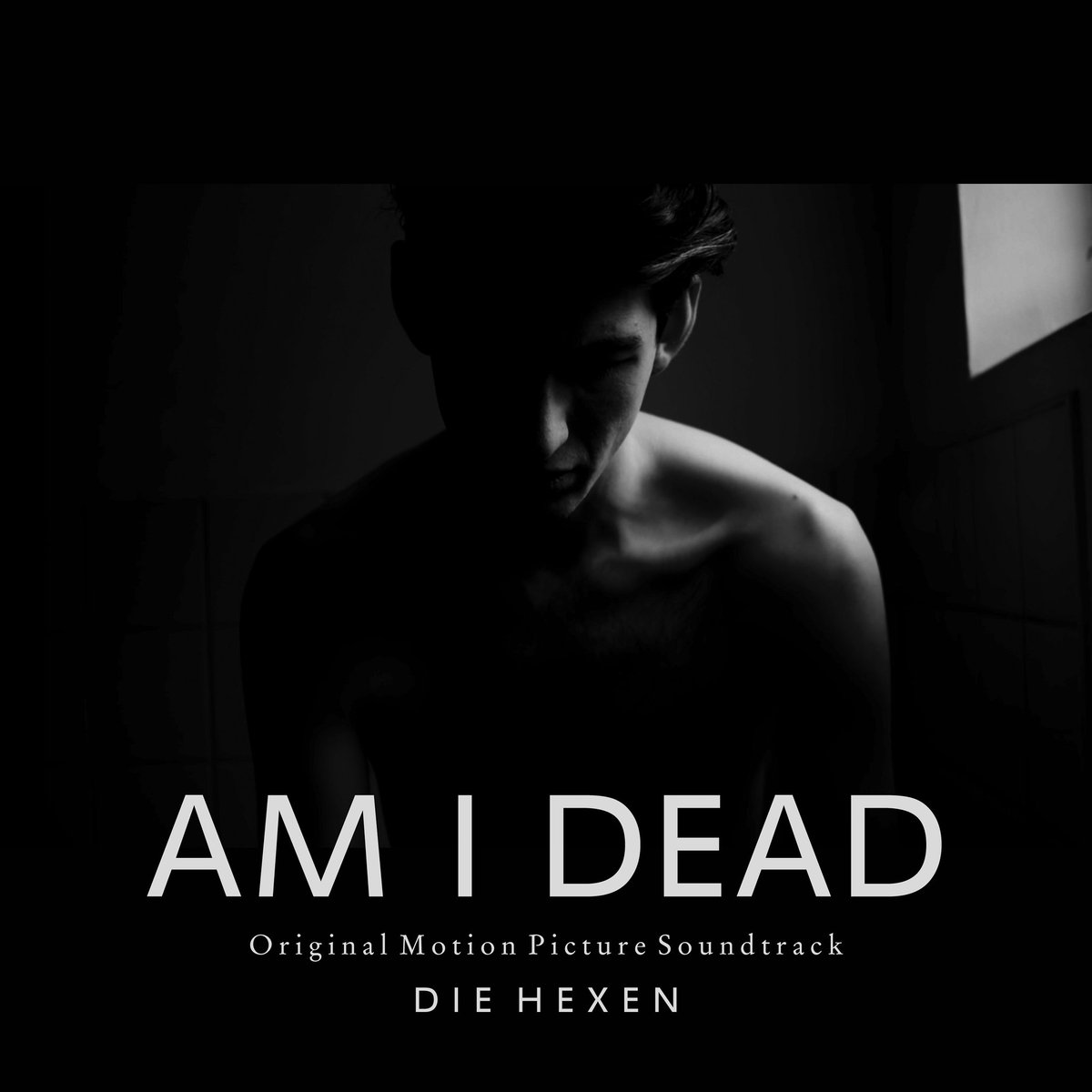 DeathRecordings's tweet photo. AM I DEAD by @Die_Hexen to feature alongside EYES WIDE SHUT score by one of the greatest @JocelynPook  @ScalaRadio 1PM today! @KermodeMovie 🖤 
Release Date 10.07.20 
#amidead #diehexen #deathrecordings #jocelynpook #stanleykubrick #eyeswideshut #composer #film #score #soundtrack https://t.co/RUZYC59Uzj