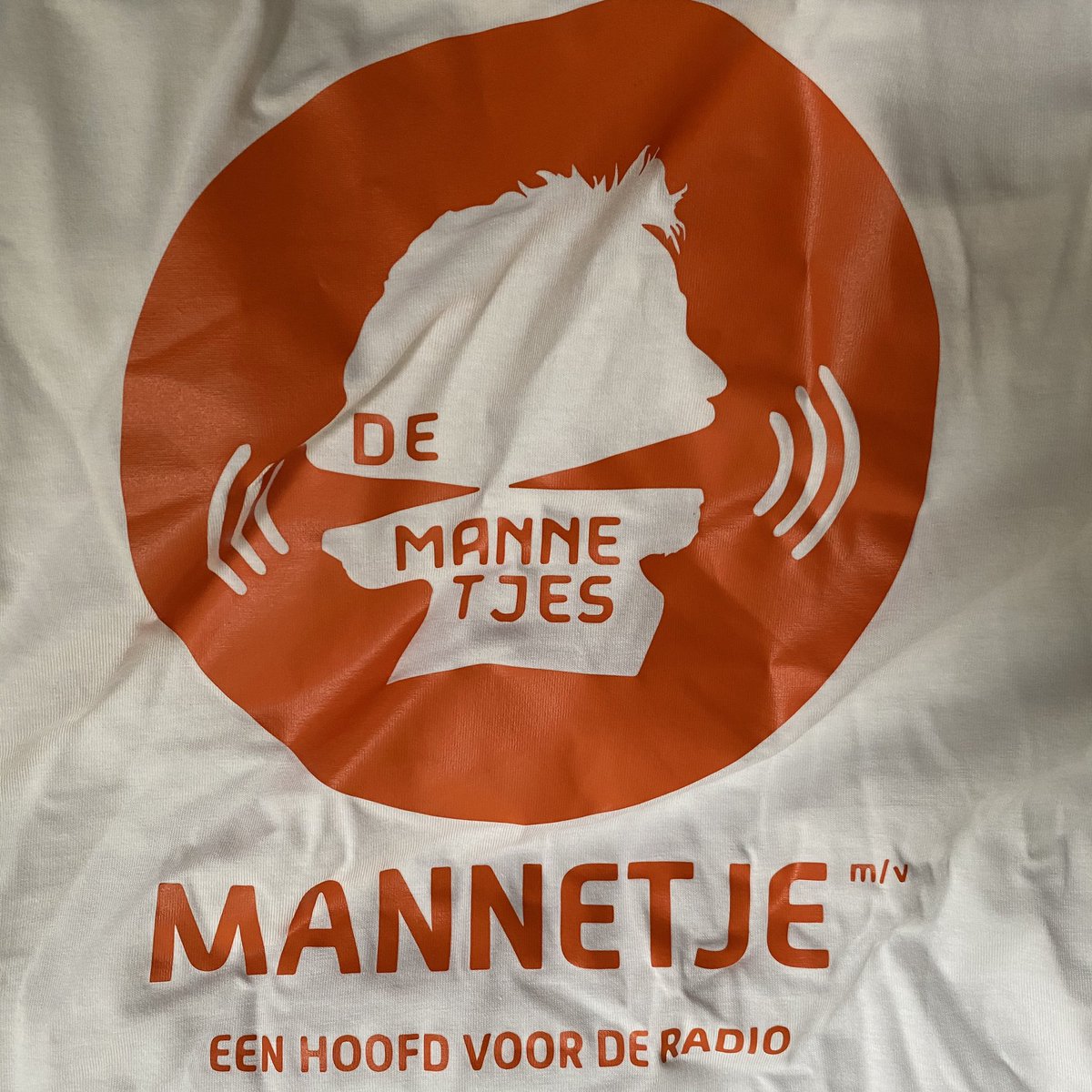 de_mannetjes's tweet photo. Met dank nog aan @LiemHannah voor het toffe ontwerp van ons logo. We gaan het inzenden voor de #DutchDesignAwards https://t.co/H8LIbDC2dO