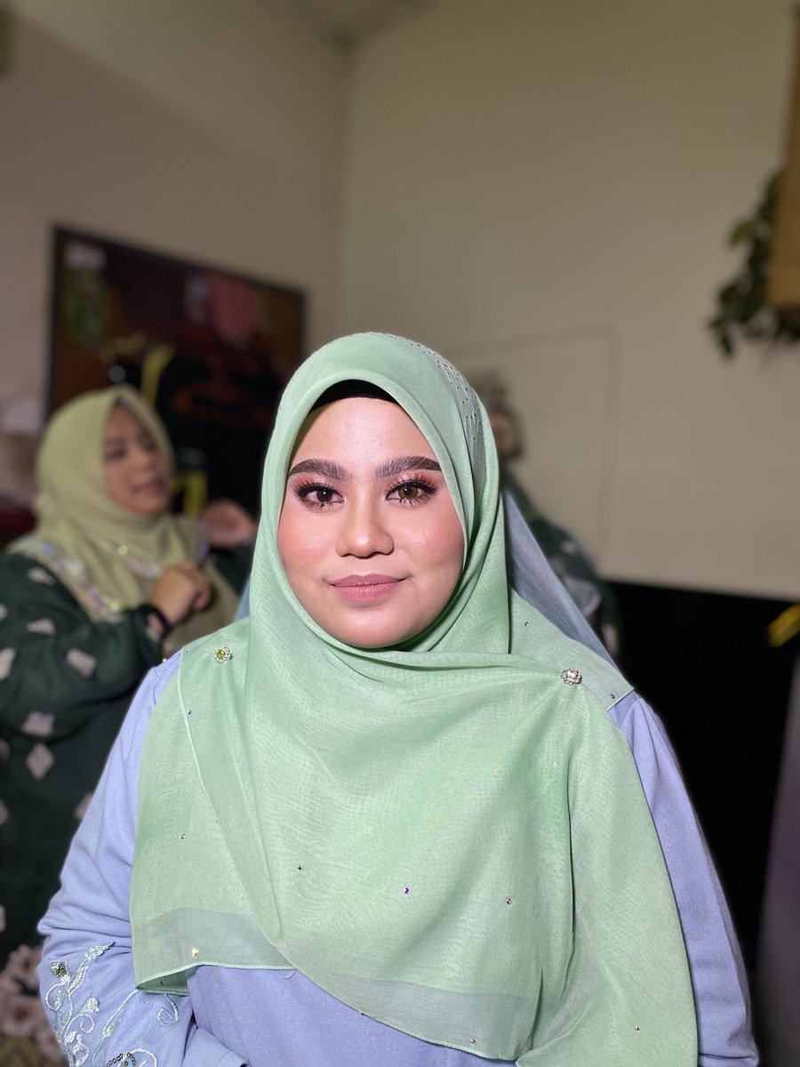 atendoesmakeup's tweet photo. Engagement 🦋 Bangi
.
.
.
#muabangi #muakajang #muaputrajaya #makeupnikah #makeuptunang #makeupsanding #makeupbangimurah https://t.co/MdlILZmbd6
