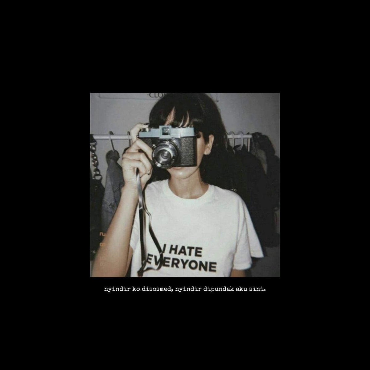 aesthet53372478's tweet photo. Aww~ Do you see?
#malamminggu #LeftnRight3rdWin https://t.co/RTXmPngy4g