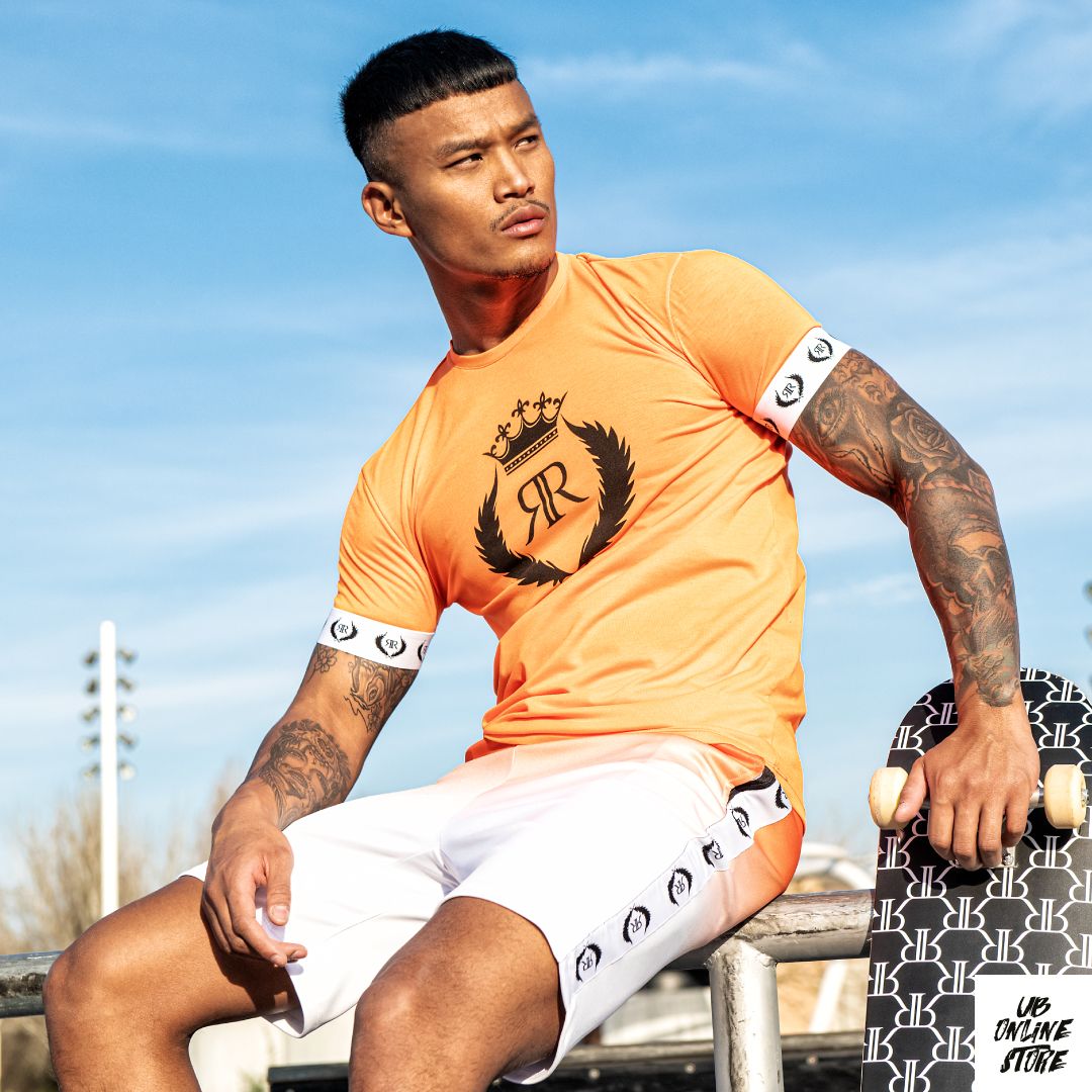 ubonlinestore's tweet photo. WOOOW! We are crazy about this new t-shirt. It's called Neon Orange RR Crown Tee and can be yours at https://t.co/bWPhwaZCjH @zakyeah #ubonlinestore #fashion #streetwear #streetfashion #onlineshop #ubaddicted #men https://t.co/YkvKt5ODWV