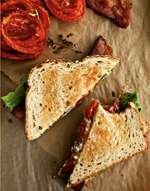 Click through for a list of farmers markets open today. Go early for best selection - mailchi.mp/wavehillbreads… Find a bunch of great recipes to make on our fresh breads and pastries for your July 4 Weekend ... Be safe and eat good bread!
#fresh #handmade #bestbuns #grilling