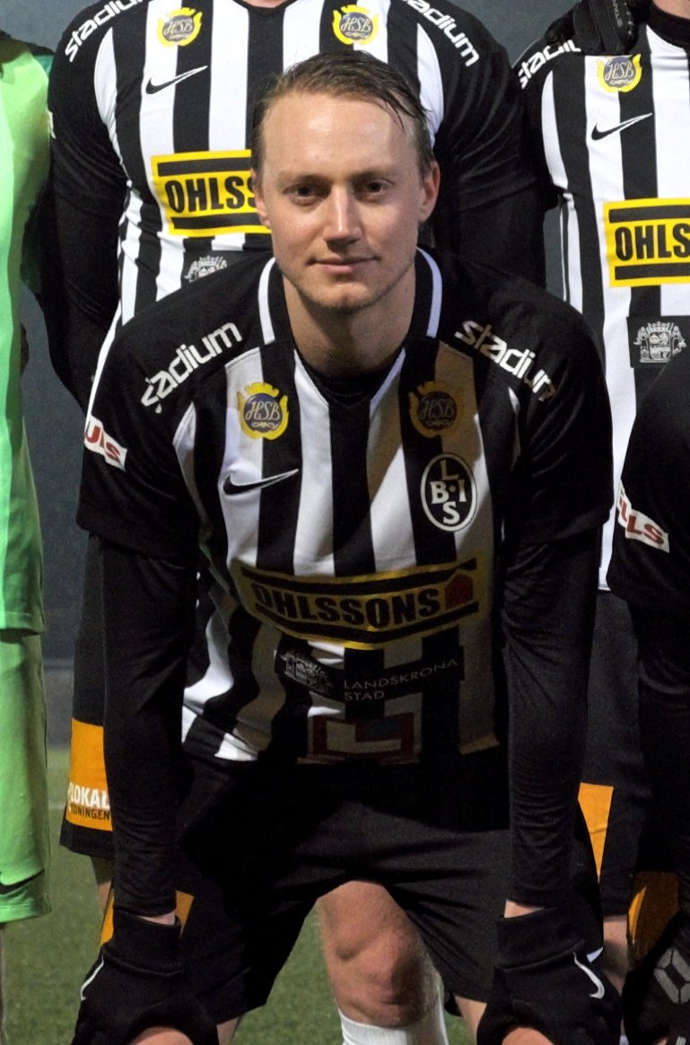 BoISHistoria's tweet photo. Söndagens match blir den 65 genom tiderna mot Lunds BK. Dessutom kan Måns Ekvall nå 200 matcher i BoIS A-lag, står just nu på 199: https://t.co/w53b2a55pu https://t.co/JZ2RXnq07R