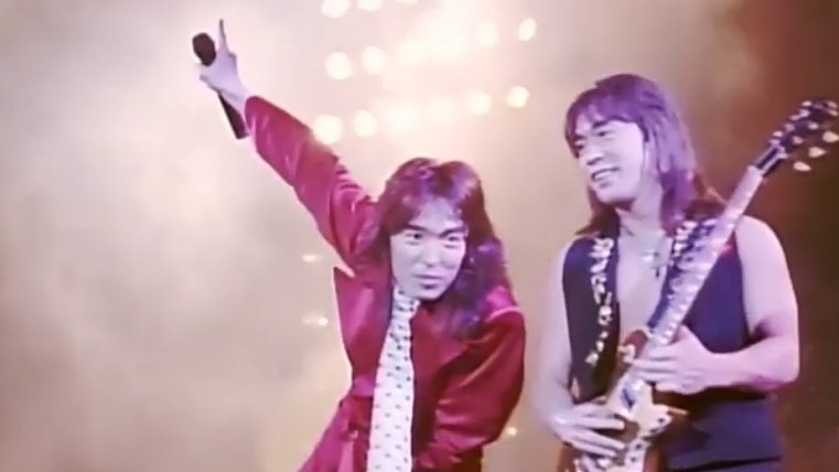 TM NETWORKのサポートギタリストだった松本孝弘（B'z）が、TMN終了